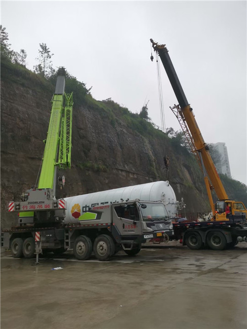 衢州市“不怕风雨冻”—— 吊车的 “恶劣环境适应” 技术