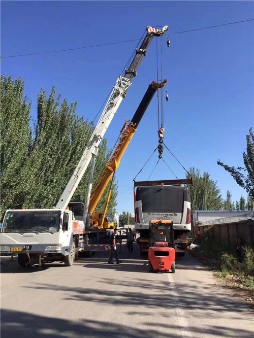 衢州市港口集装箱搬运案例